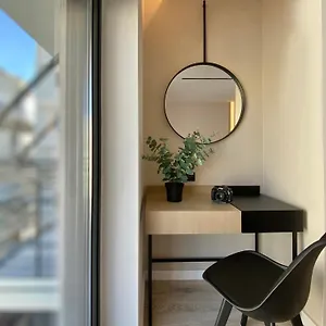 Icon Urban Living Апарт-отель