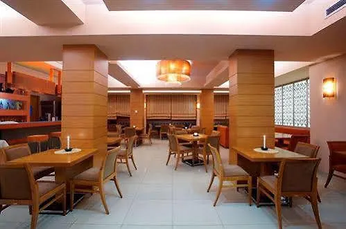 Pefka Hotel Салоники 3*,